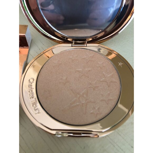 Charlotte Tilbury Hollywood Glow Glide Face Architect Highlighter - Picture 5 of 9